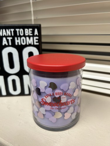 Bath & Body Works SWEETHEARTS 4EVER SWEET Single Wick 8 oz. Candle - NEW