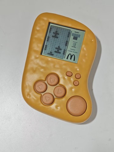 2023 McDonald's Tetris Game Console (Chicken Nugget Shape) - Bild 18 von 24