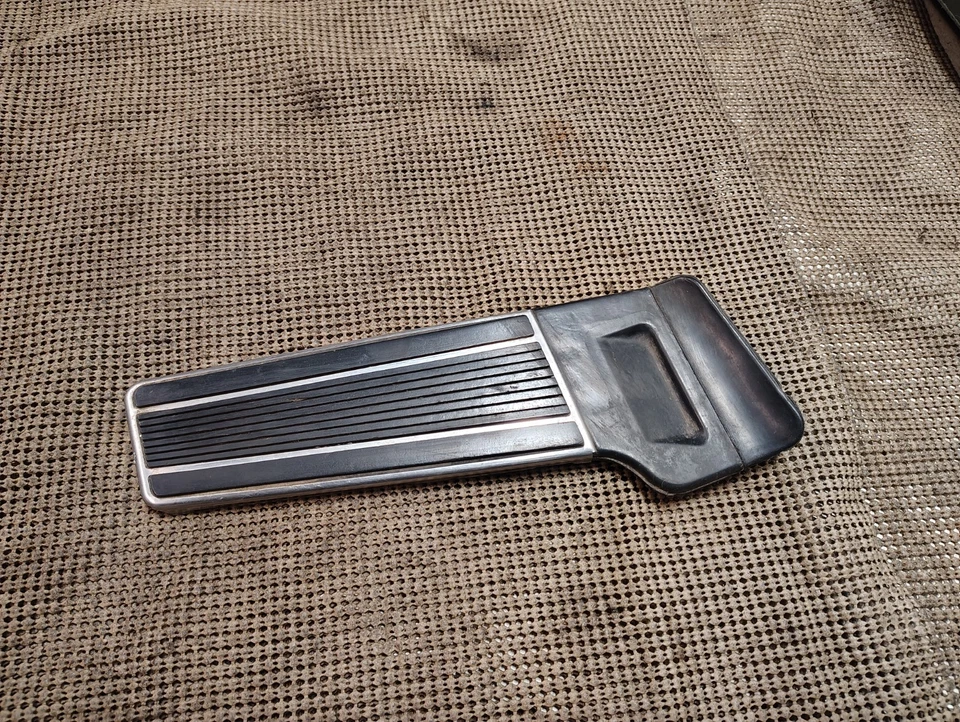 1965 1966 1967 1968 69 Buick Wildcat Riviera Electra 225 OEM pedal de gasolina 1369459 Foto 2 de 4