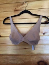 Skims Kim Kardashian Fits Everybody High Apex Bra Clay 34DDD Wired NEW!!!!