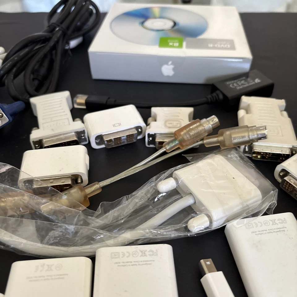 Lot Apple Vintage Adapters - Image 4 of 4