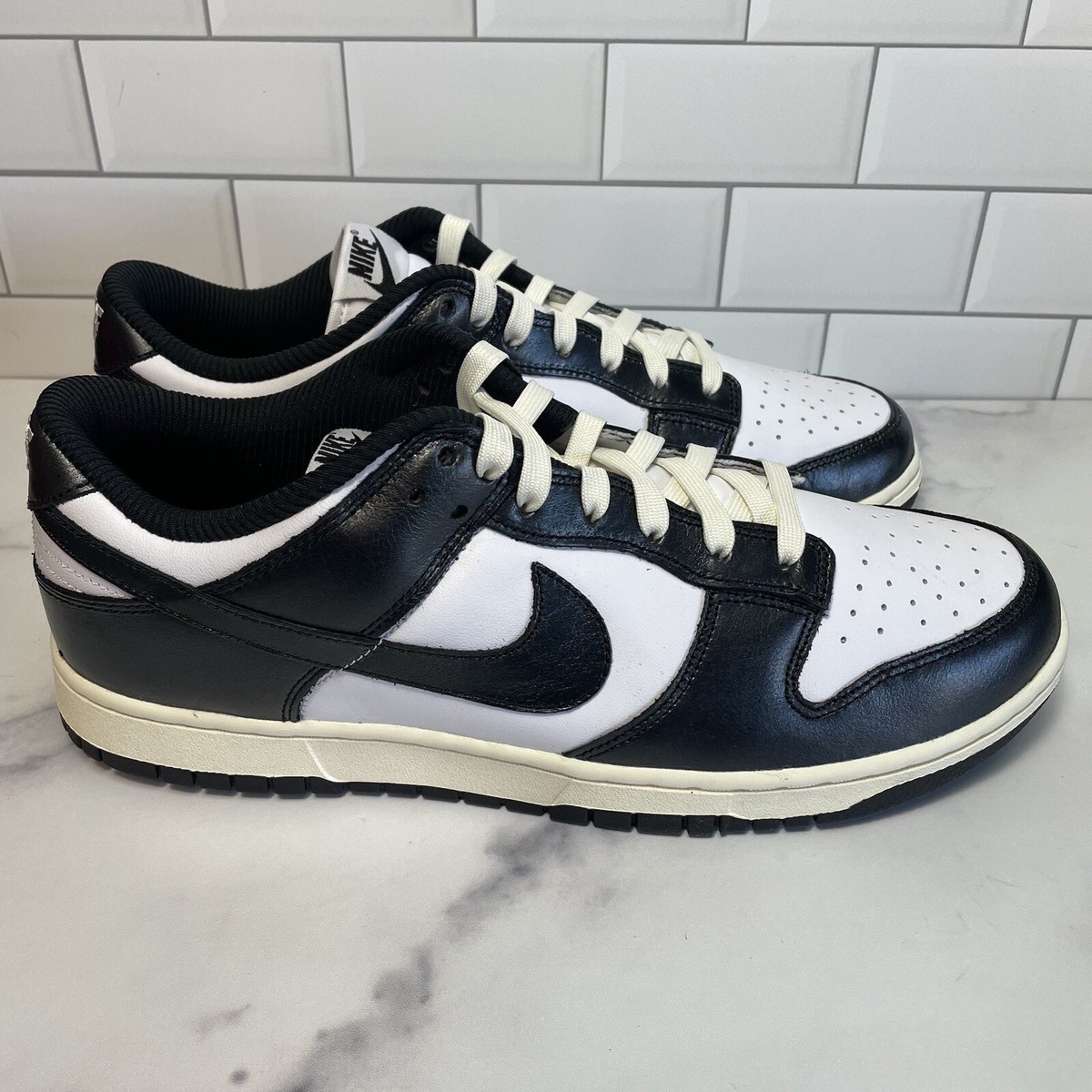 靴 NIKE Dunk Low Vintage / Black / Panda Women's Size 12 Nike Dunk Low Premium 'Vintage Panda' White