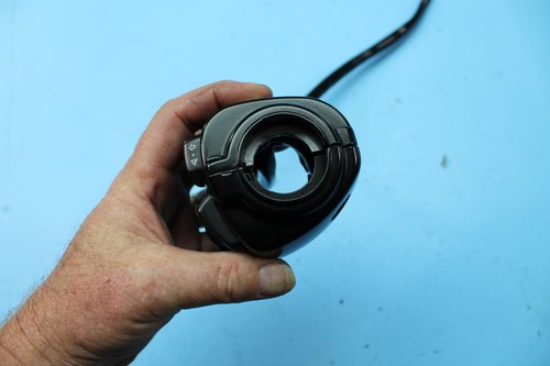 INTERRUPTOR FARO CONTROL MANILLAR IZQUIERDO HARLEY-DAVIDSON SPORTSTER 1347 12 - Imagen 4 de 8
