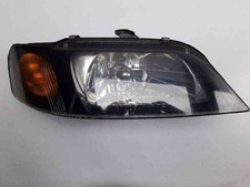 Feu avant (phare) Mitsubishi SPACE RUNNER