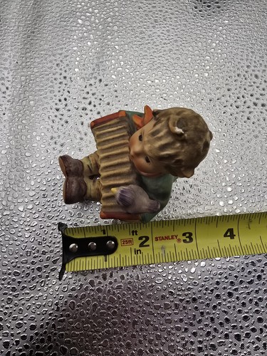 Goebel Hummel Figurine