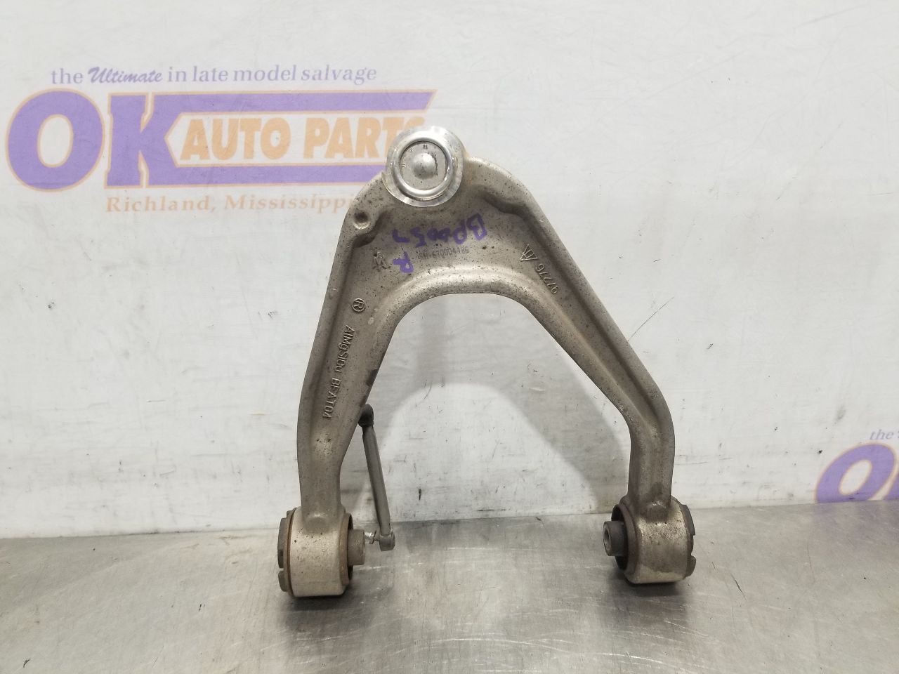 Maserati Ghibli 2014-2014 FRONT+RIGHT+UPPER Control arm