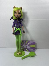 Monster High Dawn of the Dance Clawdeen Wolf Doll Gold Elastics