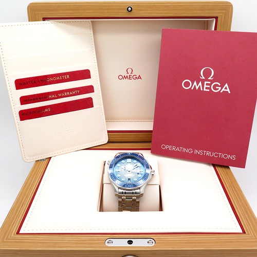 Omega Seamaster Diver 300m "Summer Blue" - Foto 2 di 10