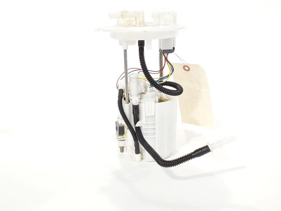 2014 2015 Nissan Pathfinder OEM 3.5L FWD Fuel Pump 6 Cylinder - Image 4 of 4