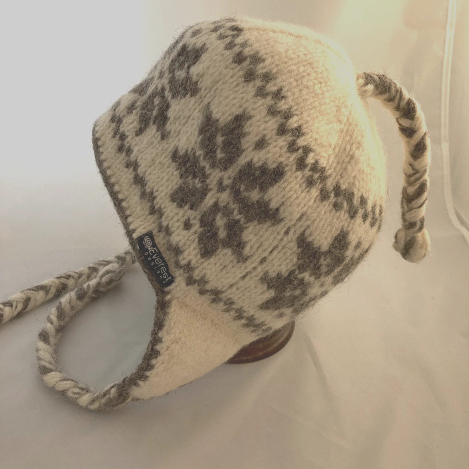 Everest Designs Cream & Gray Wool Knit Ear Flap Hat Tassel with Fleece Lining