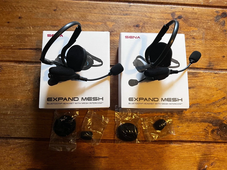 Sena Expand Mesh Communication Headsets, Excellent Condition - Image 3 of 4