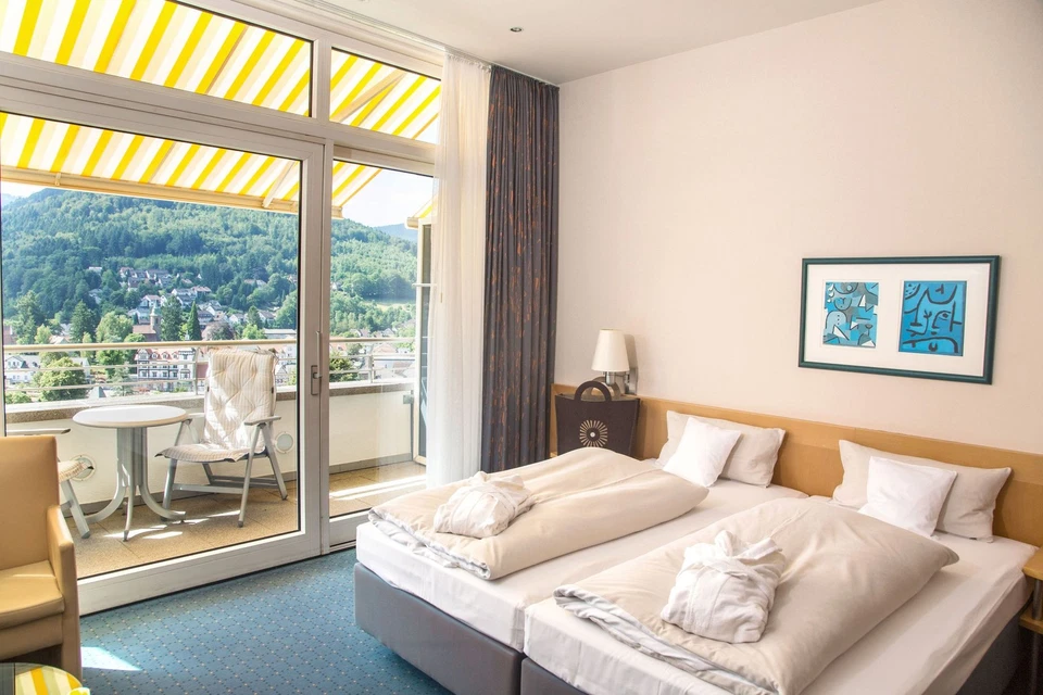 3 Tage Kurzreise Bad Herrenalb Schwarzwald | 4*S Hotelgutschein ÜF 2P Wellness - Bild 4 von 4
