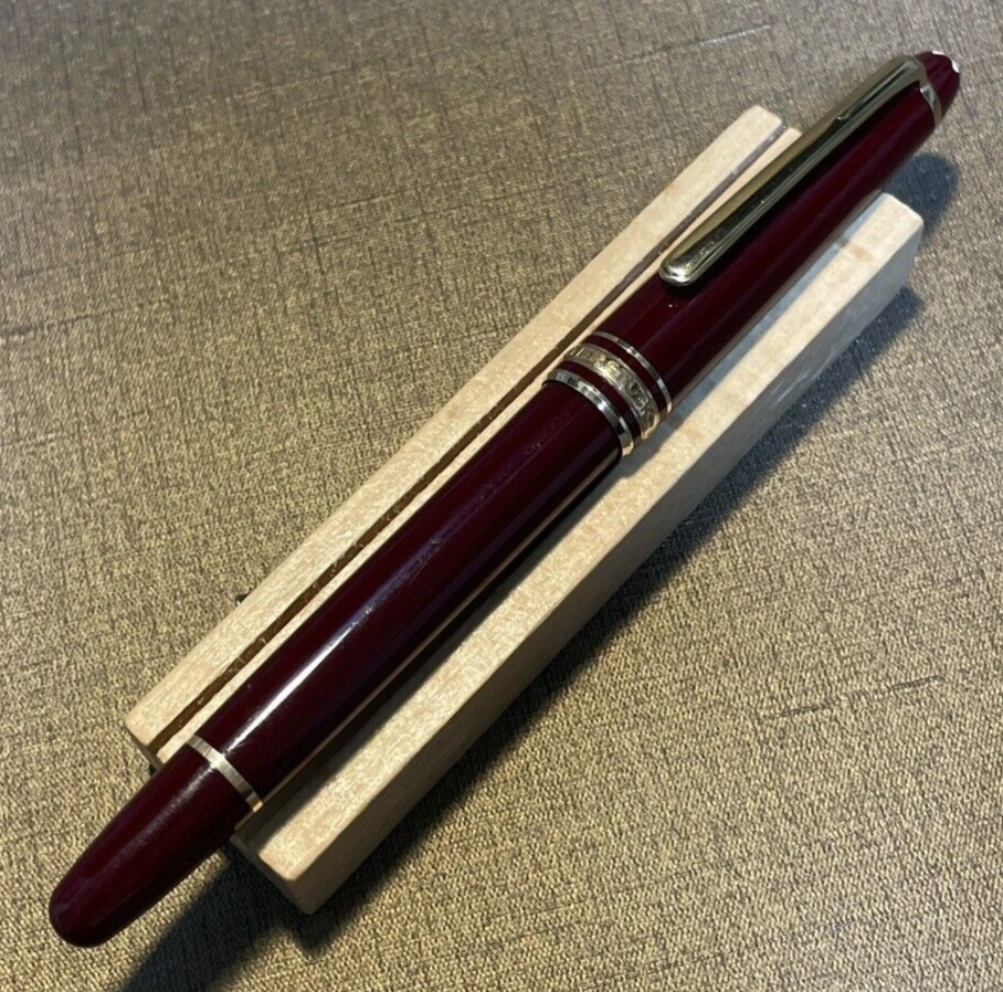 MONTBLANC FOUNTAIN PEN 4810 MEISTERSTUCK 14K-585 VINTAGE RED