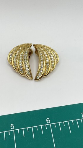 Vintage Signed Christian Dior Gold Tone Pave Crystal Rhinestone Clip On Earrings - Picture 12 of 22