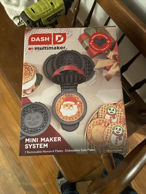 Dash Mini Maker Multimaker With 7 Removable Plates New