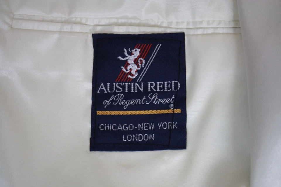 Nuevo Blazer de Seda AUSTIN REED Of Regent Street Para Hombre Beige Marfil Cuadros Dos Botones Foto 4 de 4
