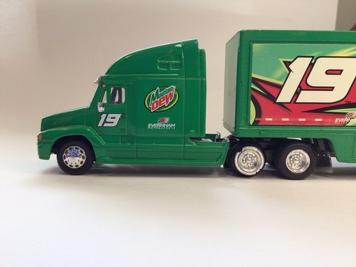 2002 Winners Circle #19 Jeremy Mayfield Trailer Rig - Picture 4 of 16