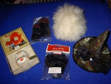 Konvolut 2 Paar Echtleder Puppenschuhe für Clowns, Bastelpackung, Perücke uvm