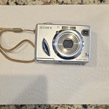 Sony Cyber-shot DSC-W7 7.2MP Compact Camera 3x Zoom 2.5in USB Silver