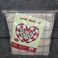 Craftways Herrschners I love Christmas Candy Cane Heart Latch Hook Kit New 30x27