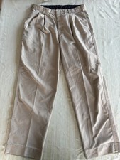 Men’s Size 36 x 32 Classic Comfort Fit Tan Khaki Dress Pants
