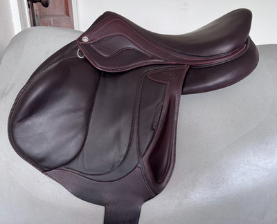 17'' Devoucoux Chiberta Lab Monoflap Saddle - 2021 - 1AA - Full Buffalo!