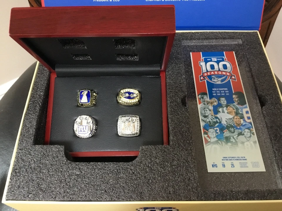 Anillos conmemorativos del Super Bowl del 100 aniversario de los New York Giants y boleto Lucite Foto 3 de 3