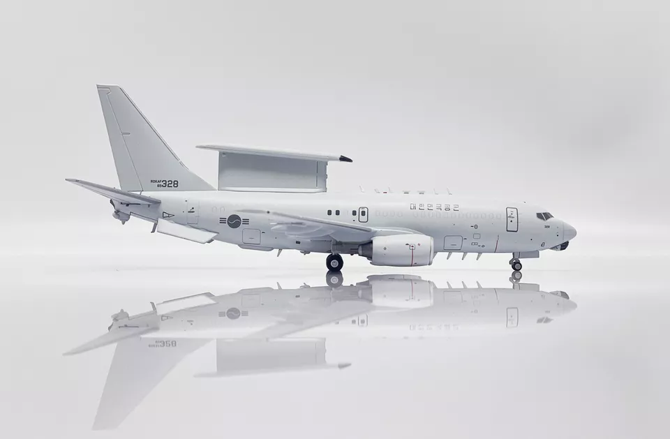 JC Wings 1/200 韓国空軍 E-7A ウェッジテイル 65-328 JC Wings