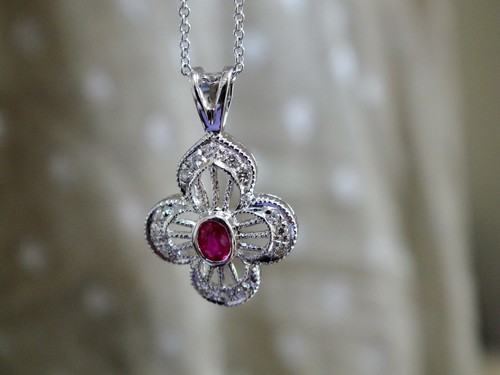 18CT 18K DIAMOND & INTENSE RUBY PENDANT NECKLACE 16 INCH 14K W/G CHAIN – WOW - Picture 3 of 5