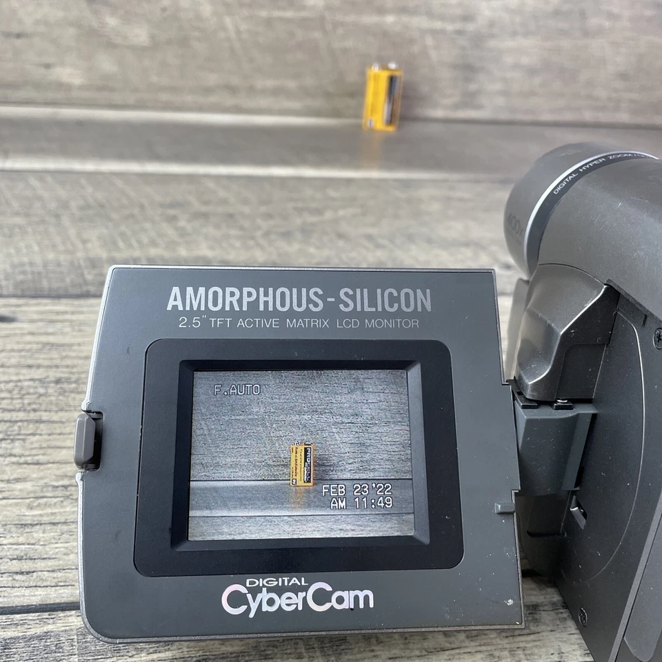 JVC GR-DVF11U Digital Video Camera - For Parts Only! - Image 3 of 4