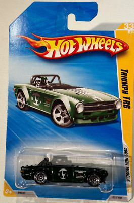 2009 HOT WHEELS TRIUMPH TR6 33/42 2009 NEW MODELS 33/190 GREEN