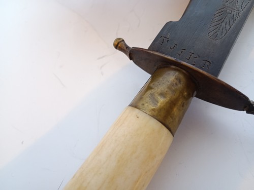 Antique Dutch Colonial Indonesian Tjikeroeh Bone Handle Short Sword Knife Signed - Picture 6 of 10