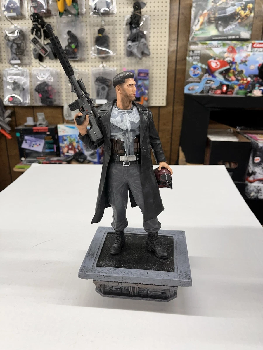 Diamond Select Punisher Comic Book & Manga Collectible Figurines