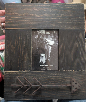 Creative Co-0p Rustic Wooden Picture Frame With Metal Arrow Country Cabin Archer