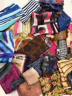 Vintage Scarf Lot 20+ Bulk Assorted Womens Fashion Scarves Mixed Colors Fabrics