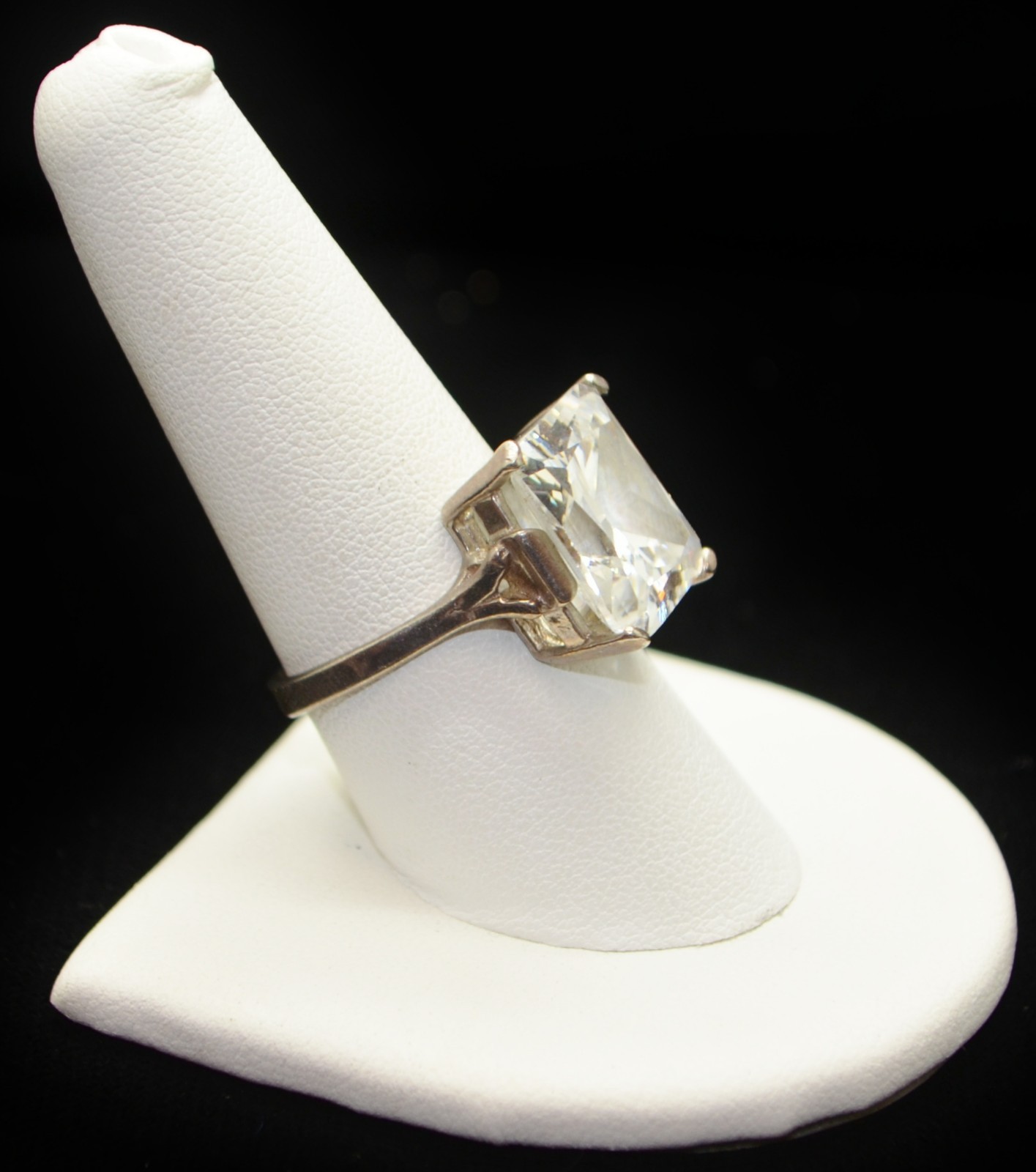 Sterling Silver Large Clear Square Gem Ring SZ 9.… - image 2