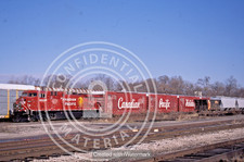 ORIGINAL FUJICHROME CANADIAN PACIFIC RWY AC4400CW # 9824 LONDON, ON 2011
