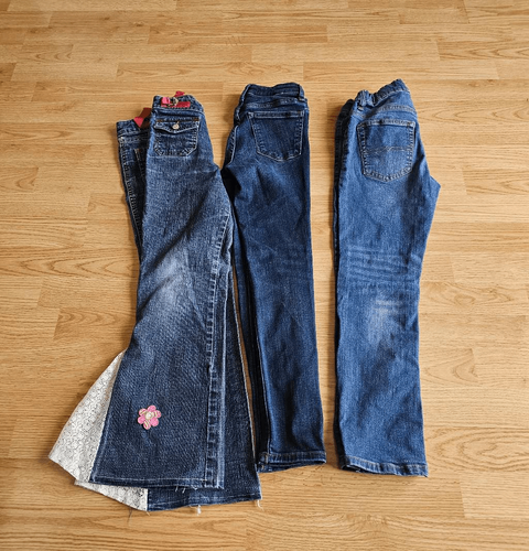Girls Sz 8 3 jeans bundle 2 skinny 1flare - Picture 2 of 7