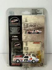 ACTION 1:64 Diecast Replica HISTORICAL SERIES DALE EARNHARDT #19 1977 MALIBU
