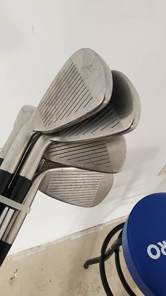 Juego de hierros Precept EV 3-PW RH varillas de acero rígidas flexibles agarre Precept buen estado Foto 3 de 4