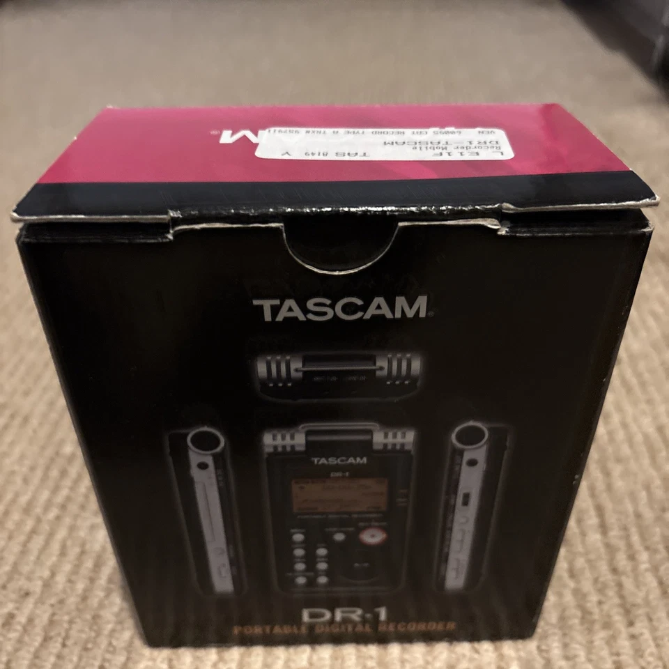 TASCAM DR-1 Portable Solid State Recorder Box Case Manual 1Gig Mem Card Battery - Image 3 of 4