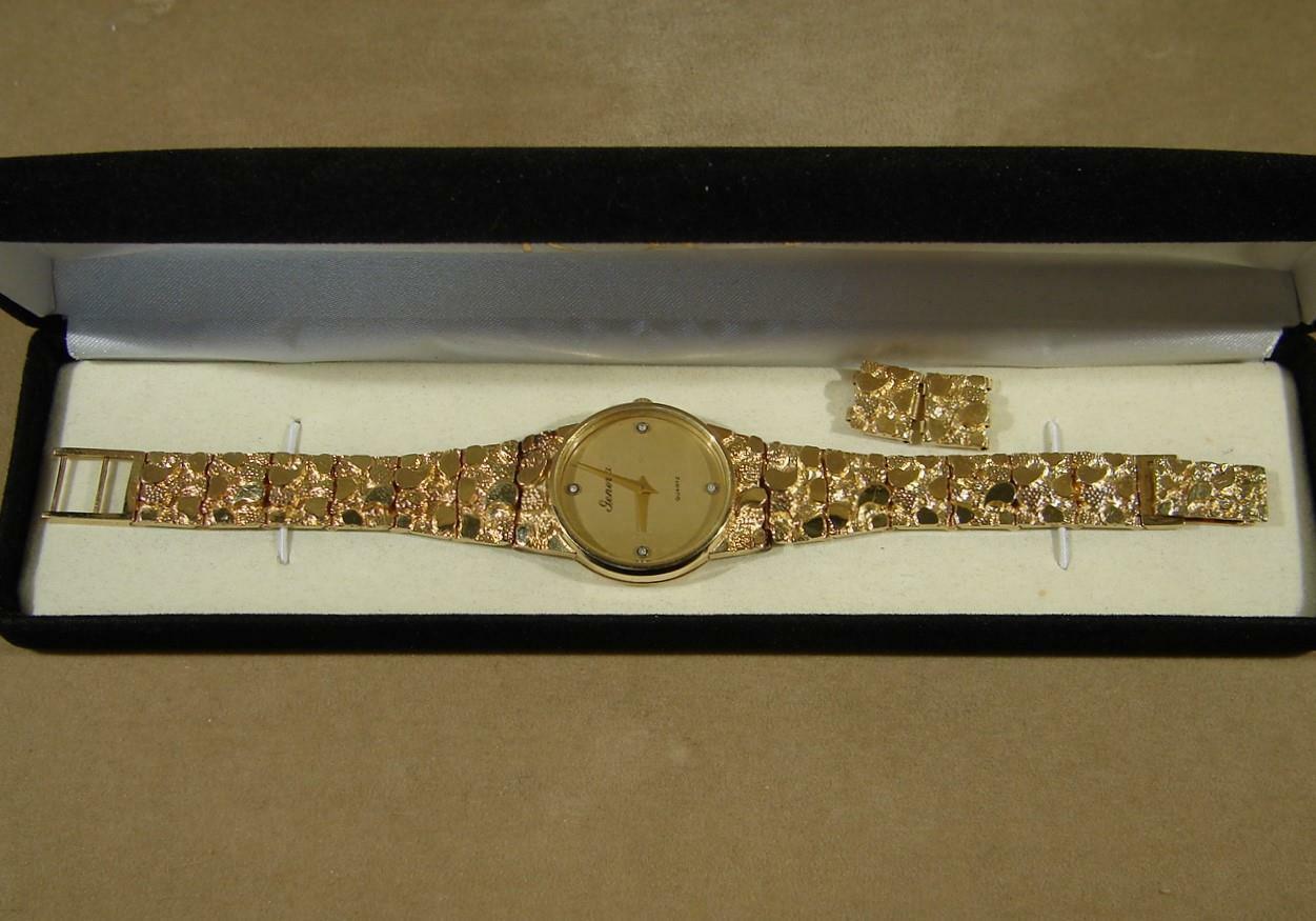 Vintage 14K Solid Gold Geneva 4 Diamond Quartz Nugget Watch With Xtra Links