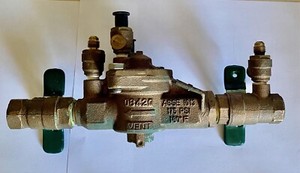 WATTS Backflow Preventer: 009, Std Configuration, used, 1/2 in Pipe Size, FNPT