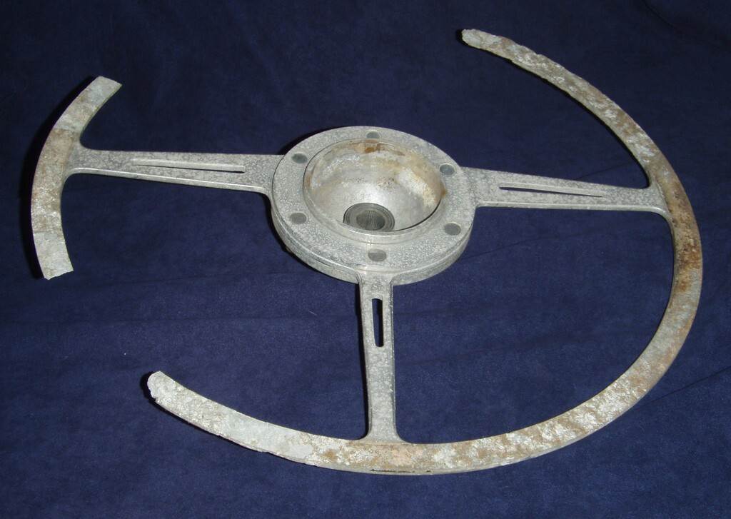 Wood Steering wheel restoration; Nardi, Porsche, Ferrari, Maserati, Lamborghini