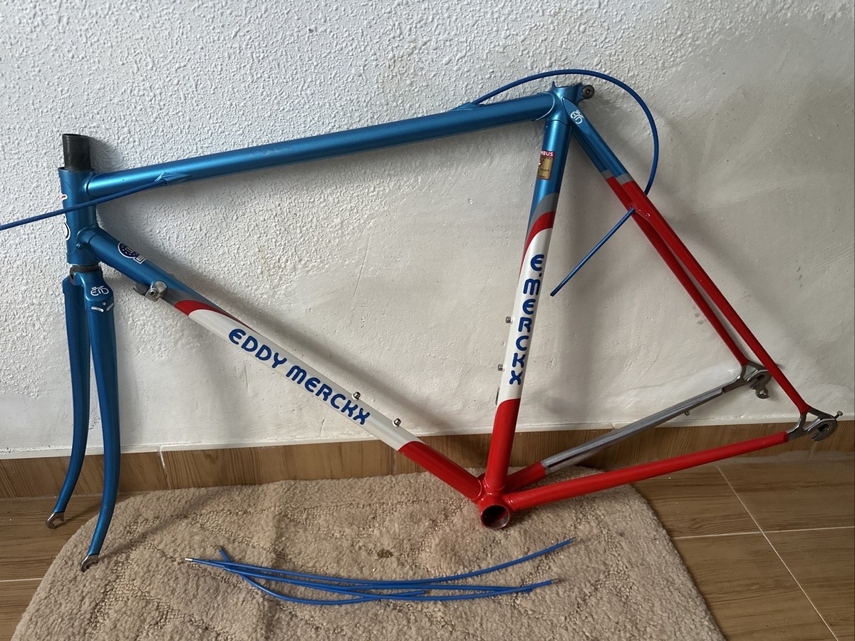 Mendrisio Merckx Bici Bici Corsa Eddy Merckx Mendrisio 105 DI2