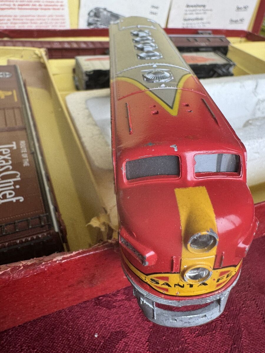 Marklin HO Original 1963 Santa Fe Train Set #3160 w Marklin HO Original 1963 Santa Fe Train Set #3160 w