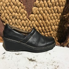 Born 3898 Black Leather Slip On Clogs Womens Shoes US Size 9