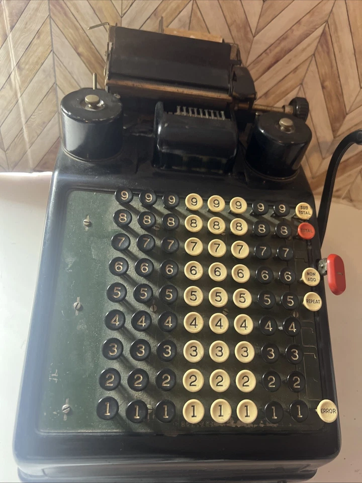 Antique 1920s Burroughs Portable Adding Machine Calculator Tape Register. - Image 3 of 4