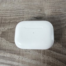 Genuine Apple Airpods Pro 1st Generation Wireless Charging Case ONLY A2190 
