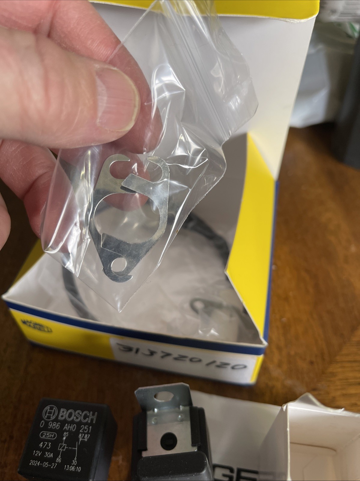 New Magneti Marelli crank sensor Maserati Biturbo Two New Relays